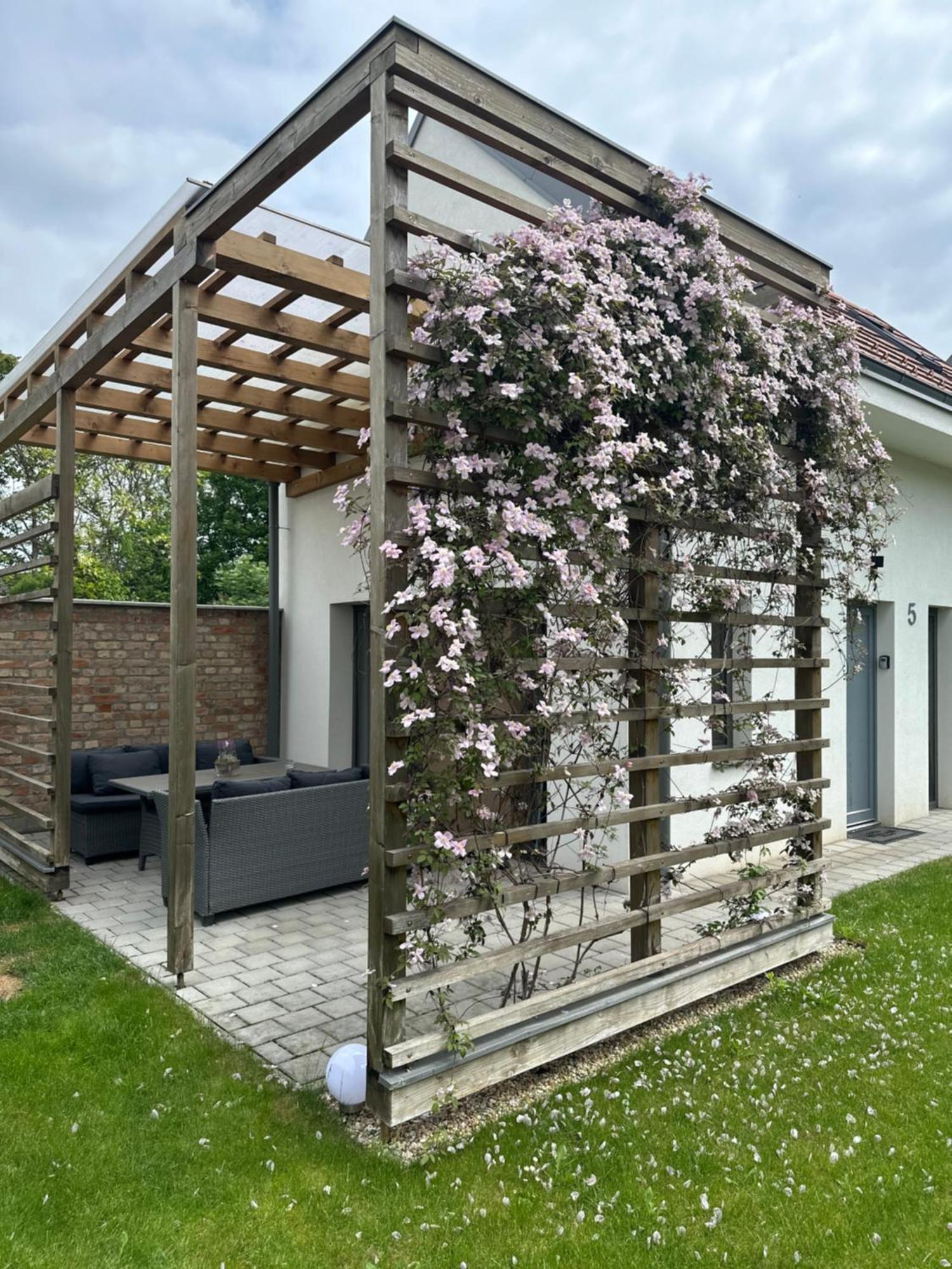 Dream Apartman Levél Exterior foto
